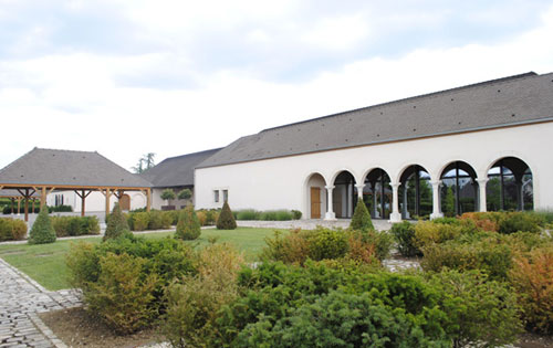 路易亞都世家酒莊