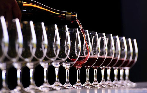 鑒別真假進口葡萄酒的方法