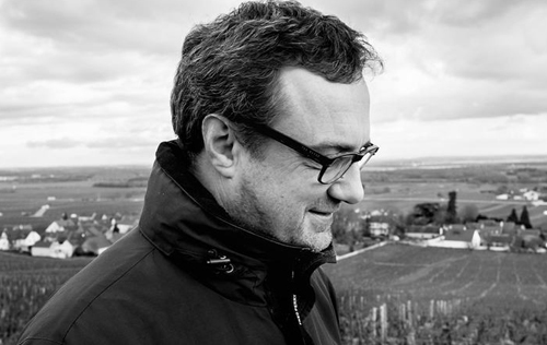 尼爾·馬丁（Neal Martin）