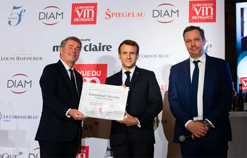 馬克龍被法國葡萄酒雜志授予年度人物獎